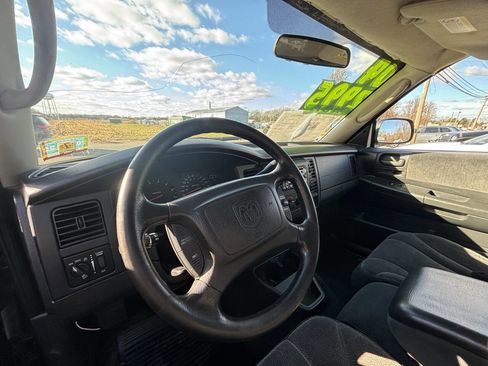 Used 2004 Dodge Dakota SLT w/ Chrome Appearance Group image 10