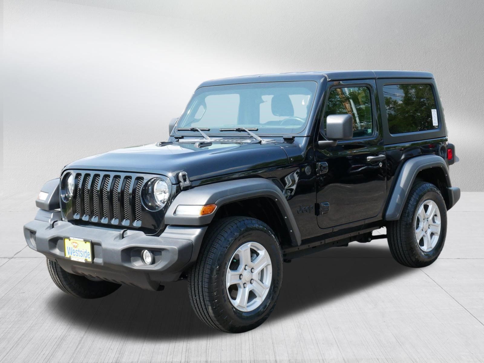 Used 2022 Jeep Wrangler Sport AWD/4WD image 3