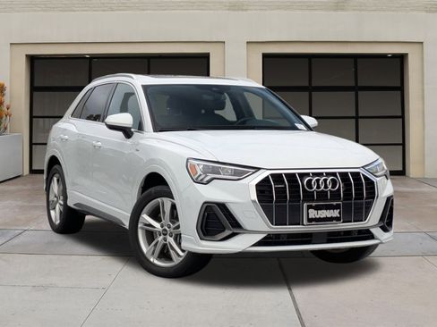 Used 2023 Audi Q3 2.0T Premium w/ Convenience Package image 33