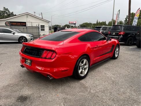 Used 2017 Ford Mustang Coupe RWD image 5