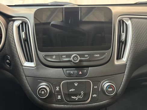 Certified 2022 Chevrolet Malibu LS image 18