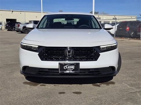 Used 2023 Honda Accord LX image 2