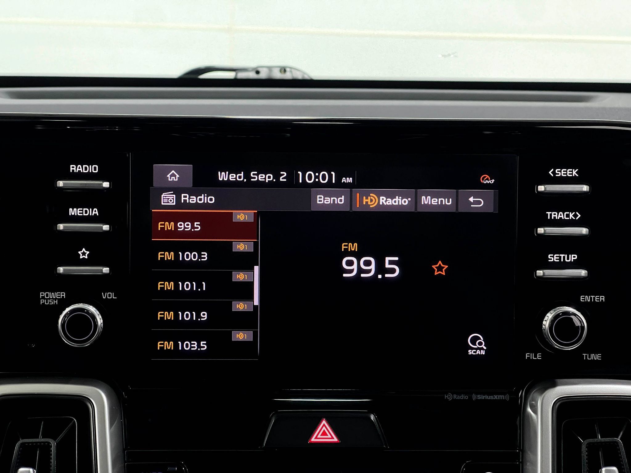 Used 2021 Kia Sorento EX w/ Panoramic Sunroof Package AWD/4WD image 23