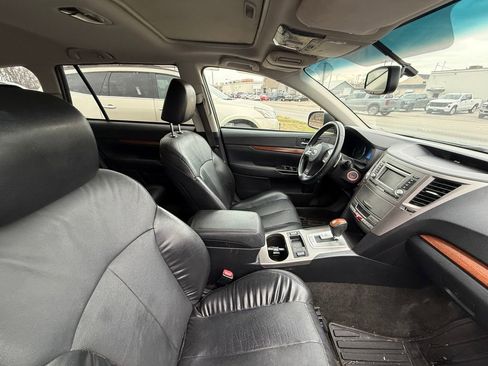 Used 2013 Subaru Outback 2.5i Limited image 21