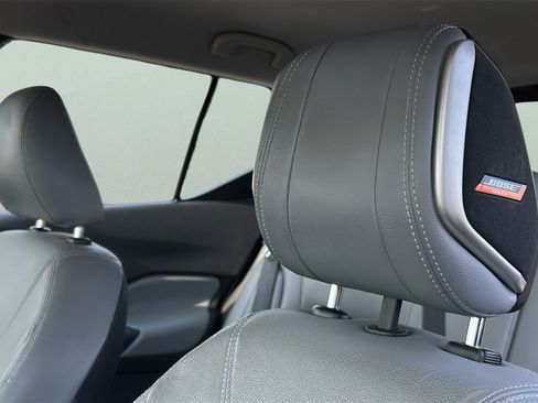 Used 2021 Nissan Kicks SR w/ SR Premium Package FWD image 26