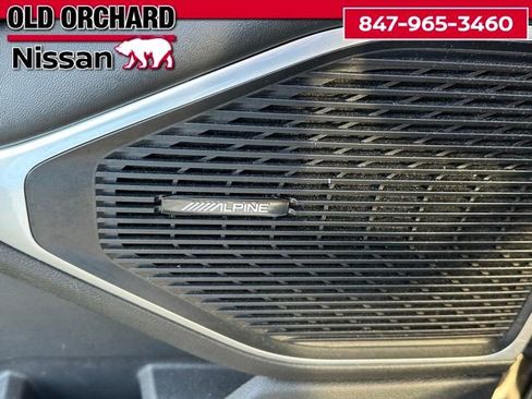 Used 2022 Jeep Wagoneer Series II w/ Premium Group I AWD/4WD image 9