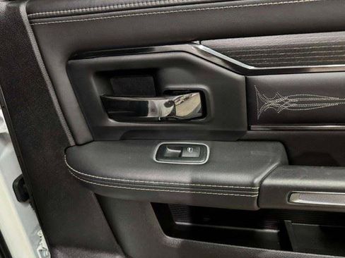 Used 2022 RAM 2500 Limited AWD/4WD image 43
