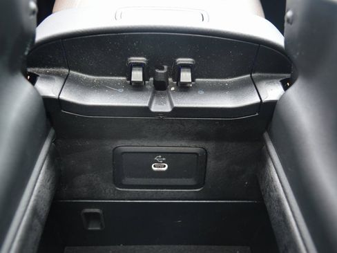 Certified 2025 Mercedes-Benz E 350 4MATIC Sedan image 27