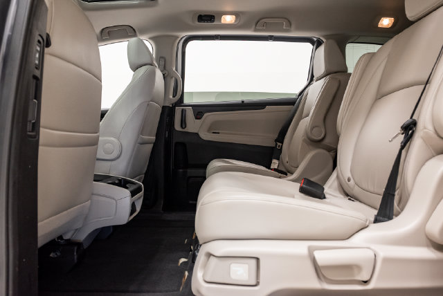 Used 2025 Honda Odyssey EX-L image 27