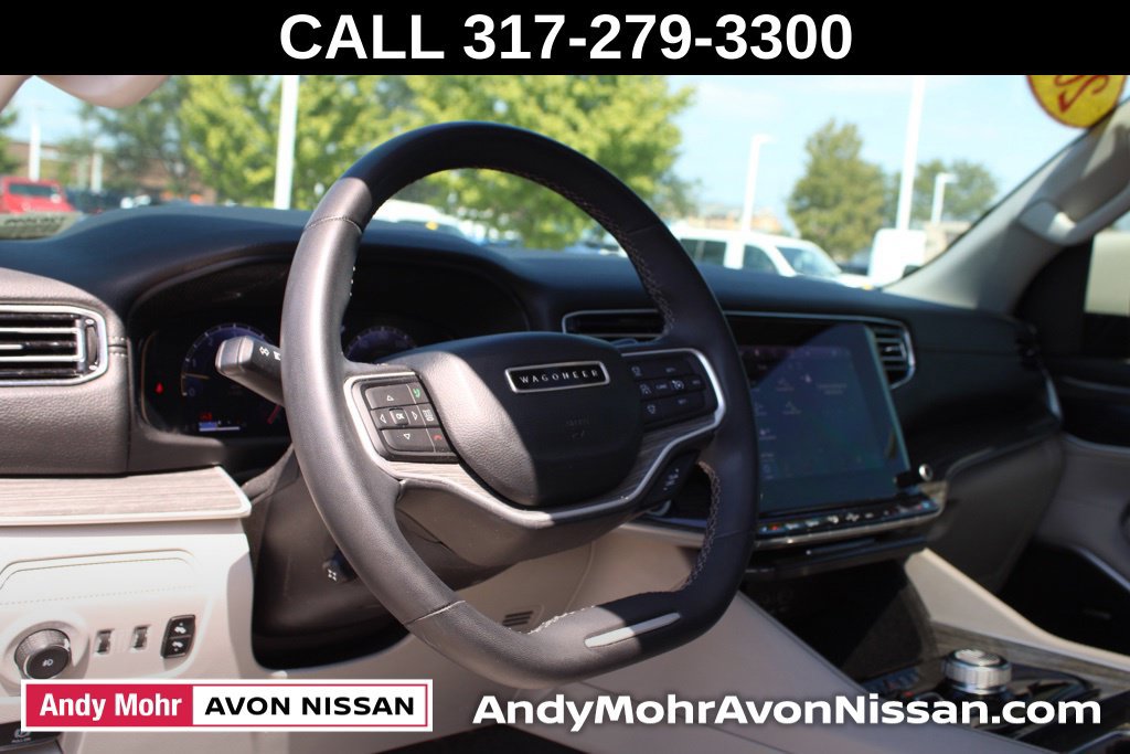 Used 2022 Jeep Wagoneer Series II w/ Premium Group I AWD/4WD image 17