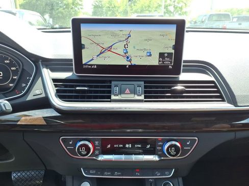 Used 2020 Audi Q5 2.0T Premium Plus AWD/4WD image 12