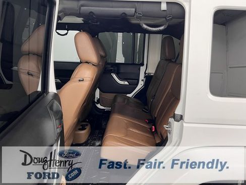 Used 2014 Jeep Wrangler Unlimited Sahara w/ Dual Top Group image 30