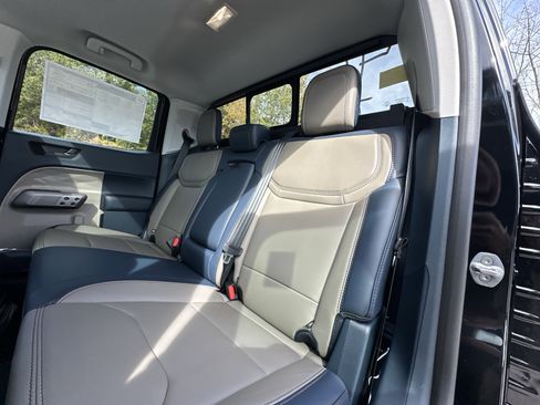 New 2025 Ford Maverick Lariat w/ 4K Tow Package image 26