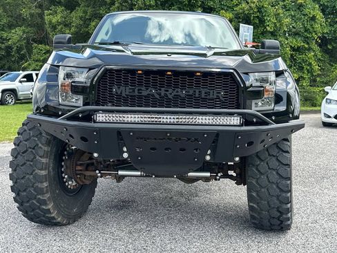 Used 2012 Ford F250 Lariat w/ Lariat Ultimate Pkg image 2