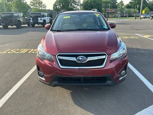 Used 2016 Subaru Crosstrek 2.0i Premium AWD/4WD image 2