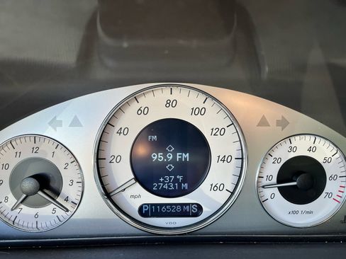 Used 2006 Mercedes-Benz CLK 500 Coupe image 19