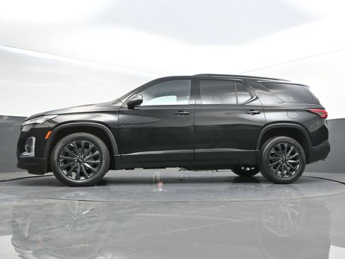Used 2023 Chevrolet Traverse RS image 47