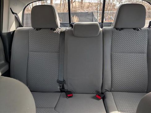Used 2021 Toyota Tacoma SR5 AWD/4WD image 16