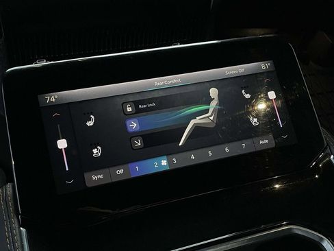 Used 2024 Jeep Grand Wagoneer L Series III image 5