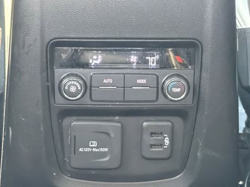 Used 2023 Buick Enclave Essence w/ Experience Buick Package AWD/4WD image 64