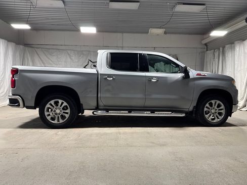 Used 2024 Chevrolet Silverado 1500 LTZ w/ Z71 Off-Road Package AWD/4WD image 8