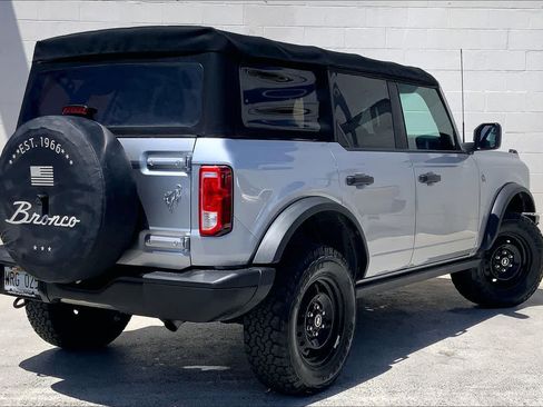 Used 2022 Ford Bronco Black Diamond AWD/4WD image 22
