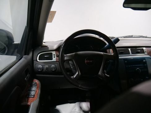 Used 2007 GMC Yukon SLE image 24