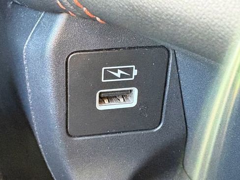 Used 2023 Honda HR-V Sport image 9