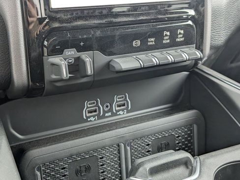 New 2026 RAM 2500 Laramie w/ Sport Appearance Package AWD/4WD image 20