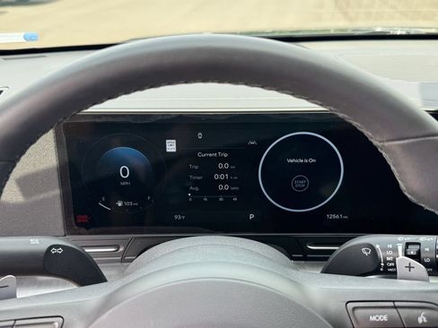 Used 2025 Hyundai Kona SEL AWD/4WD image 24