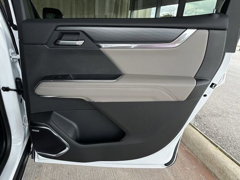 New 2026 GMC Acadia Elevation w/ Black Edition image 35