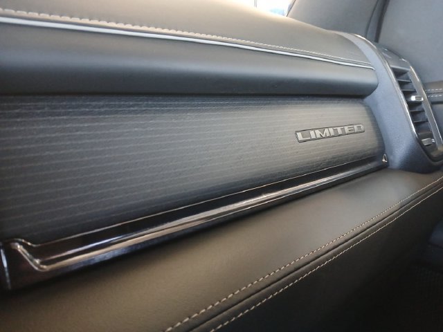Used 2023 RAM 1500 Limited w/ Body Color Bumper Group AWD/4WD image 26