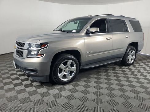 Used 2018 Chevrolet Tahoe LS w/ All-Season Package image 7