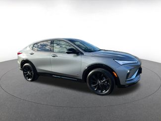 Used 2025 Buick Envista Sport Touring video 2