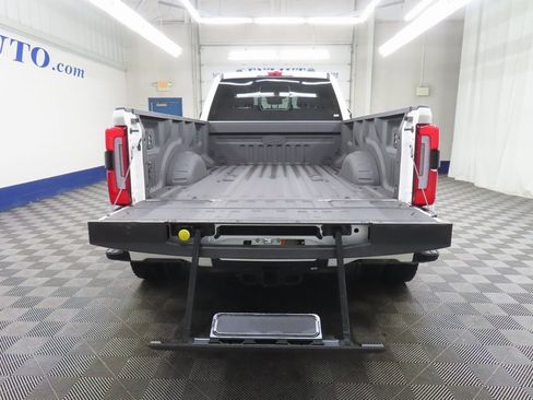 Used 2025 Ford F450 Platinum w/ Platinum Plus Package image 36