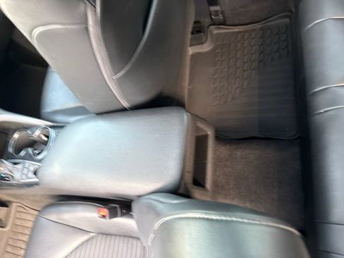Used 2018 Toyota Camry SE w/ Audio Package FWD image 29