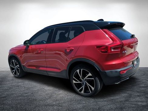Used 2019 Volvo XC40 T5 R-Design AWD/4WD image 5
