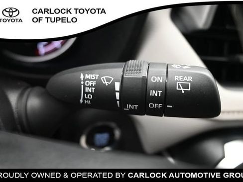 Used 2025 Toyota RAV4 XLE w/ Convenience Package FWD image 28
