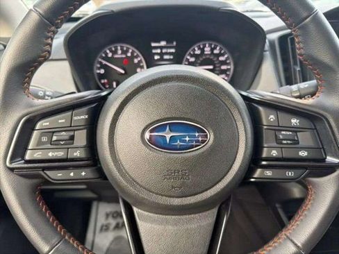 Used 2025 Subaru Crosstrek 2.5i Limited w/ Crosstrek Mirror Package image 9
