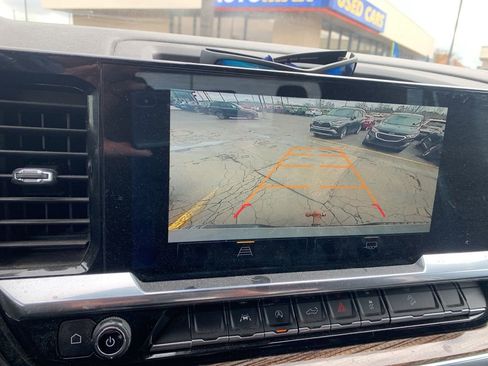 Used 2023 Chevrolet Silverado 1500 LT Trail Boss w/ Protection Package image 15