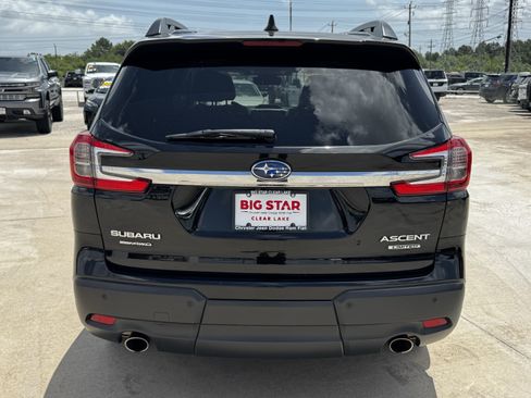 Used 2023 Subaru Ascent Limited w/ Technology Package AWD/4WD image 9
