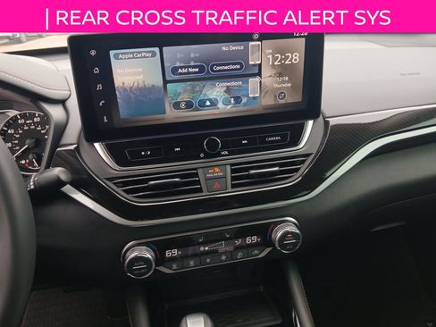 Used 2025 Nissan Altima 2.5 SR w/ SR Premium Package image 14