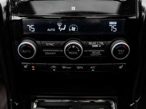 Used 2022 Subaru Ascent Onyx Edition image 28