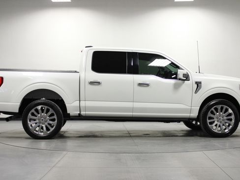 Used 2022 Ford F150 Limited image 3