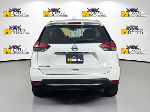 Used 2018 Nissan Rogue S AWD/4WD image 6