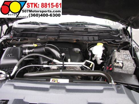 Used 2017 RAM 1500 ST w/ SXT Appearance Group AWD/4WD image 20