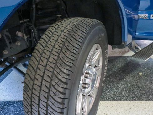 Used 2022 Ford F250 Platinum w/ FX4 Off-Road Package image 10