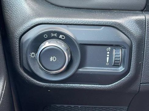 Certified 2023 Jeep Wrangler Sport AWD/4WD image 36