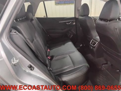 Used 2023 Subaru Outback Touring AWD/4WD image 14