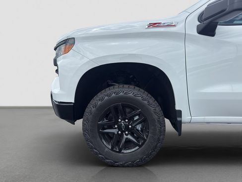 New 2026 Chevrolet Silverado 1500 Custom Trail Boss AWD/4WD image 15